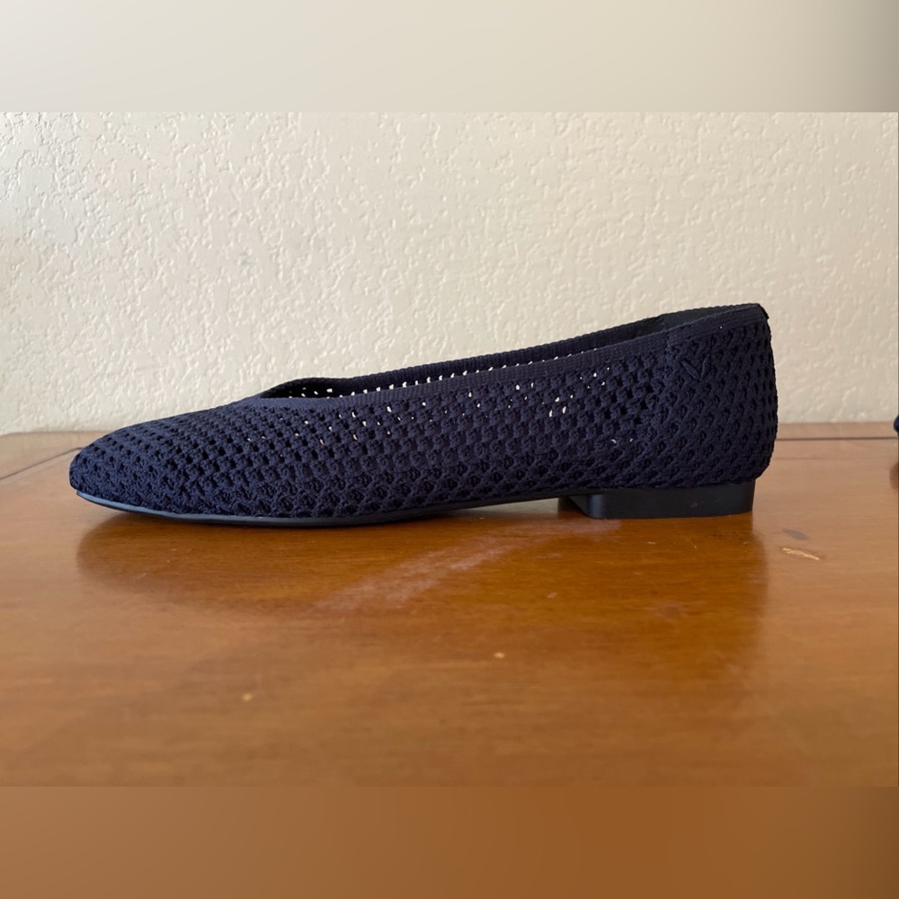 Vivaia Margot Square Toe V-Cut Flats Navy Knit Shoes Size 37.5 US Sz 7 VGC - Picture 4 of 14